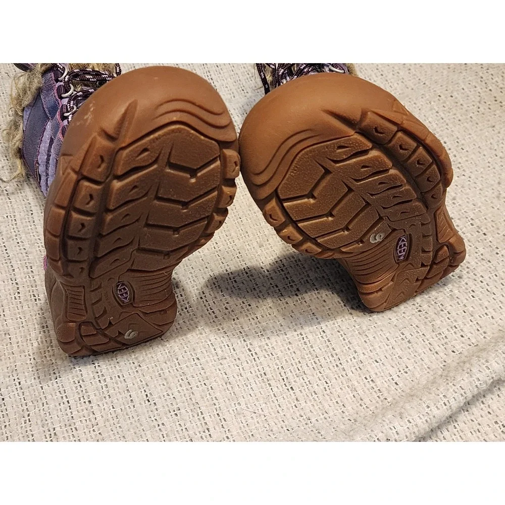 KEEN Kids Purple Suede Faux Fur‎ Winter Snow Boots Size US 12 1011817